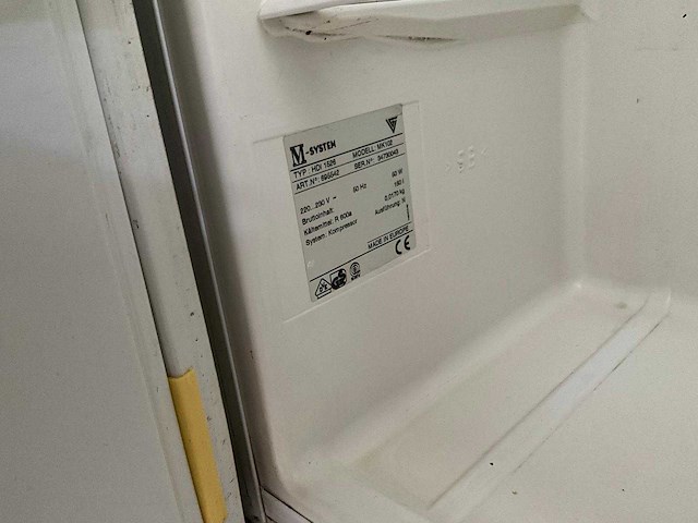 Keuken met apparatuur - afbeelding 20 van  35