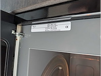 Keuken met apparatuur - afbeelding 13 van  25