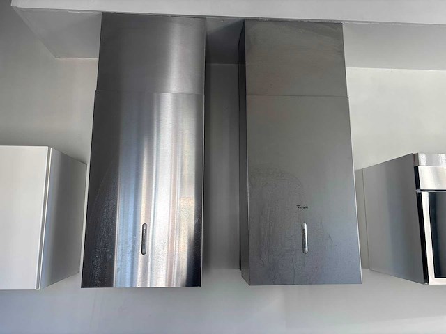 Keuken met apparatuur - afbeelding 2 van  28