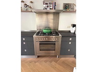 Keuken met apparatuur - afbeelding 9 van  21