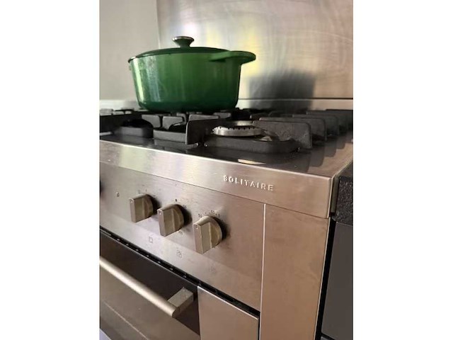 Keuken met apparatuur - afbeelding 14 van  21