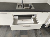 Keuken met apparatuur - afbeelding 5 van  23