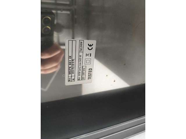 Keuken met apparatuur - afbeelding 10 van  23