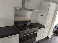 Keuken met apparatuur - afbeelding 20 van  23