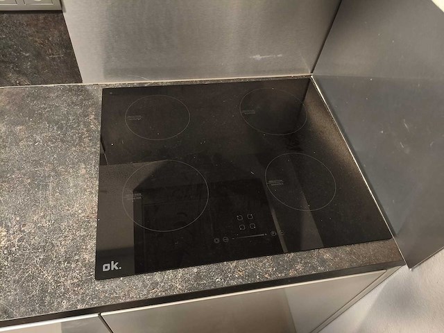Keuken met apparatuur - afbeelding 6 van  17