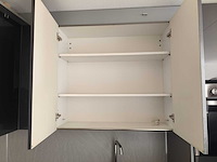 Keuken met apparatuur - afbeelding 10 van  26