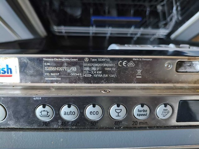 Keuken met apparatuur - afbeelding 8 van  19