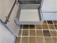 Keuken met apparatuur - afbeelding 8 van  11
