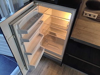 Keuken met apparatuur - afbeelding 19 van  22