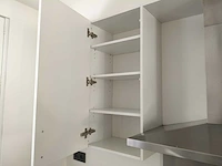 Keuken met apparatuur - afbeelding 28 van  28
