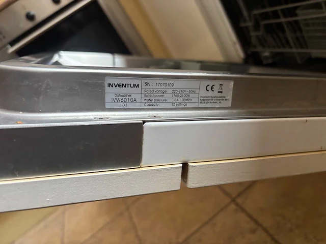 Keuken met apparatuur - afbeelding 14 van  29