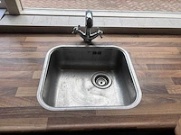 Keuken met apparatuur - afbeelding 15 van  29