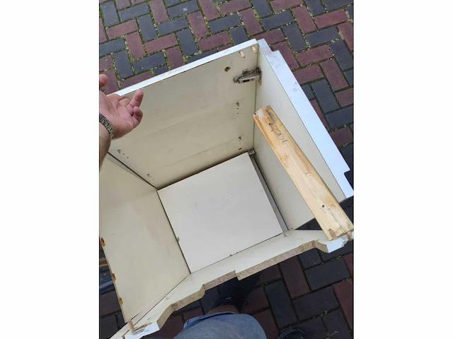 Keuken met apparatuur - afbeelding 14 van  24