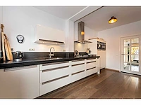 Keuken met apparatuur - afbeelding 12 van  26