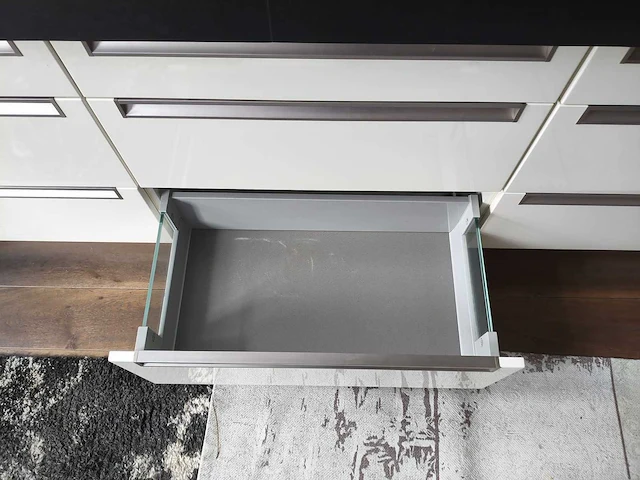 Keuken met apparatuur - afbeelding 26 van  26