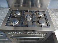 Keuken met apparatuur - afbeelding 18 van  21