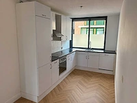 Keuken met apparatuur