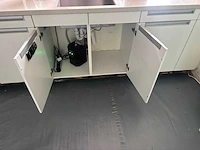 Keuken met apparatuur - afbeelding 5 van  24