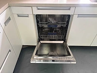 Keuken met apparatuur - afbeelding 9 van  24