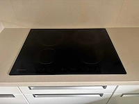 Keuken met apparatuur - afbeelding 22 van  24