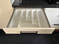 Keuken met apparatuur - afbeelding 21 van  23