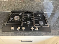 Keuken met apparatuur - afbeelding 22 van  23