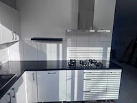 Keuken met apparatuur - afbeelding 5 van  27