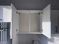 Keuken met apparatuur - afbeelding 16 van  27