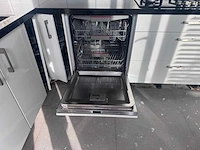 Keuken met apparatuur - afbeelding 23 van  27