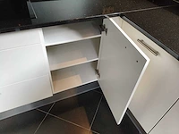 Keuken met apparatuur - afbeelding 7 van  26