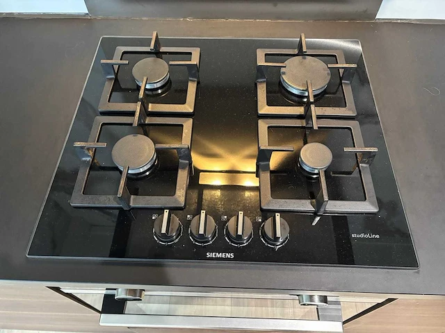 Keuken met apparatuur - afbeelding 17 van  38