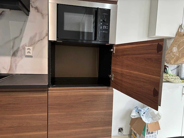 Keuken met apparatuur - afbeelding 29 van  38