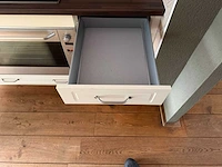 Keuken met apparatuur - afbeelding 9 van  26