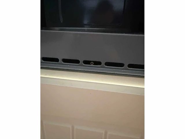 Keuken met apparatuur - afbeelding 16 van  26