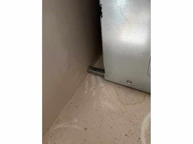 Keuken met apparatuur - afbeelding 19 van  26