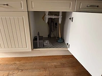 Keuken met apparatuur - afbeelding 1 van  26