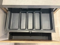 Keuken met apparatuur - afbeelding 18 van  43