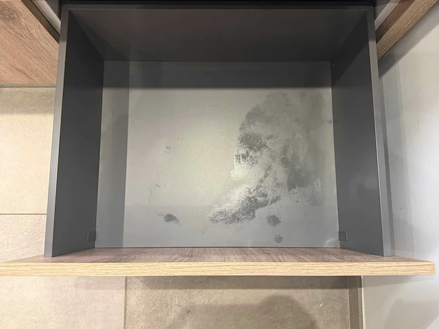Keuken met apparatuur - afbeelding 28 van  43