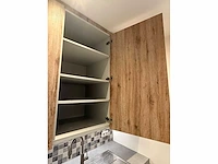 Keuken met apparatuur - afbeelding 32 van  43