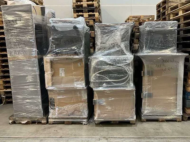 Keuken met apparatuur - afbeelding 43 van  43