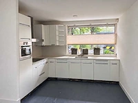 Keuken met apparatuur
