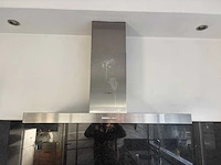 Keuken met apparatuur - afbeelding 17 van  23
