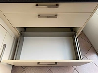 Keuken met apparatuur - afbeelding 8 van  27
