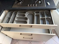 Keuken met apparatuur - afbeelding 9 van  27