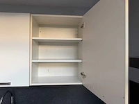 Keuken met apparatuur - afbeelding 22 van  27