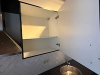 Keuken met apparatuur - afbeelding 15 van  25