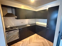 Keuken met apparatuur