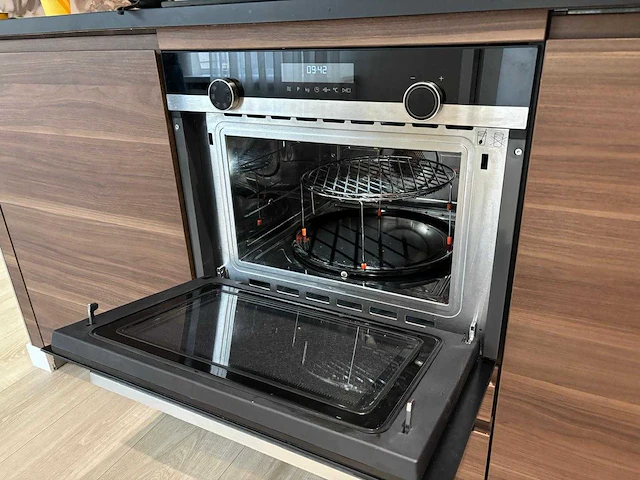 Keuken met apparatuur - afbeelding 15 van  38