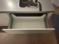 Keuken met apparatuur - afbeelding 2 van  24