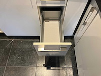 Keuken met apparatuur - afbeelding 4 van  35